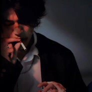 北海的水淹没了墓碑