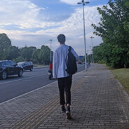 刷抖音呢不当跳伞指挥