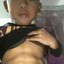 萎缩雕饰长发男