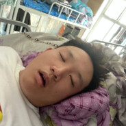 重伤倒地，但牛子硬挺