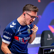 NotZaroxy_ avatar