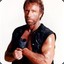 Chuck Norris kaut Bienen