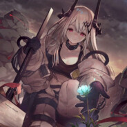 带着猫的头盔和鱼