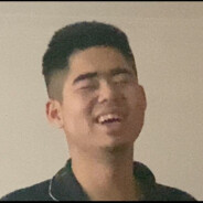 卖钩子的小男孩