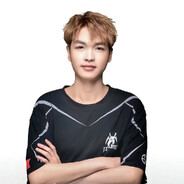 亚海悬城一打狙哥们