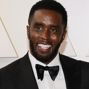 Любитель помладш