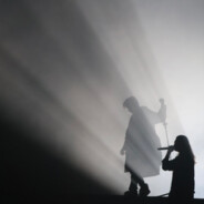 始于红色高跟鞋