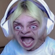 "Я УЁБИЩЕ"