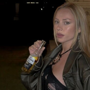 ESTER EXPOSİTO Steam avatar