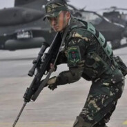 弹道偏左何晨光