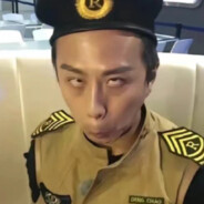 深情Coquettish man