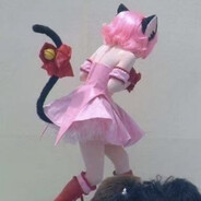 废墟玫瑰依然灿烂