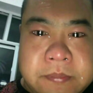 她说他们只是朋友而已