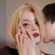 她还风骚的叫我喝糖水