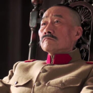 她还是坐上了锐志