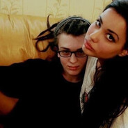 damn сими цвет