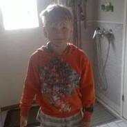 والعنب جوني جري