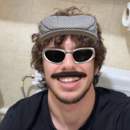 серфер по сиськам