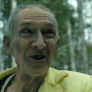 Man In Yellow Siut  skins.army