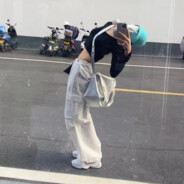 我不相信爱情会降临到