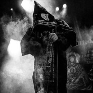 ༺†ⅅᵉʳᴺøøʙ†༻