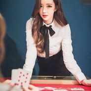 美女荷官线上发牌