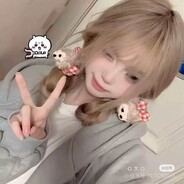 金发碧眼纯情美少女