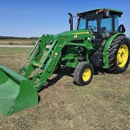 John Deere 6105E