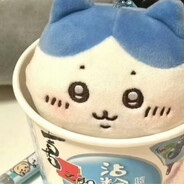 给女大学生抹身体乳