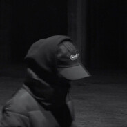 -1 - steam id 76561199218693183