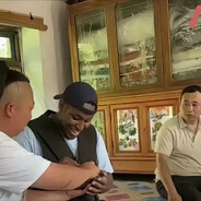 小雨说过她怕黑的