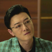 手拿冻鱼追一路，我叫启盛你记住