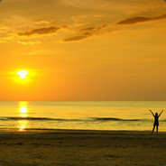 弟弟前来白给！