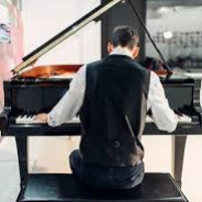 Pianist avatarı