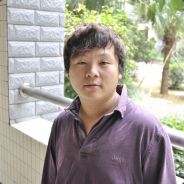 花开花落几春风