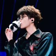 海月空惊人两处