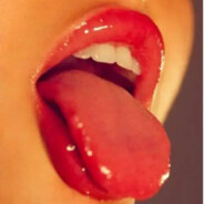 要萨尼铁塔亲亲才起来