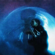 她说话有股孩子气