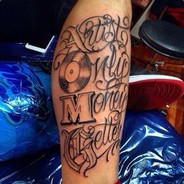 滚你妈，杀12个就GG