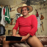 世一巨根·罗伯特·埃斯基维尔·卡布瑞拉