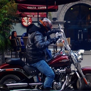 你们的皇帝回来了