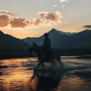 A蹲在街角买回忆