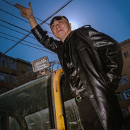 葡萄美酒夜光杯，老人