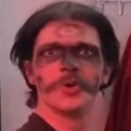 Денис 4 дырки