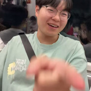 戦闘バッタ Cheems