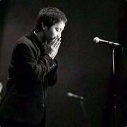 还好我拼命护住了脸