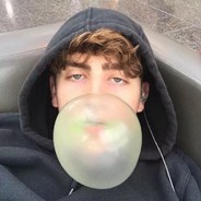 成日半点钟食两餐饭