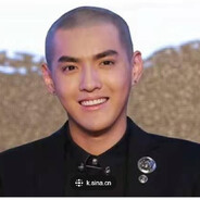 她说是二战炸黑的