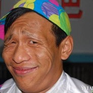 尼古拉斯王比比