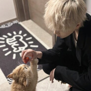 ތިބާދެކެ ލޯބިވޭ